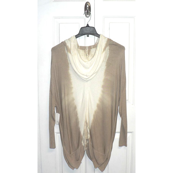 Stitchdrop Women's Pullover SharkBite Hem Tunic Hoodie in Driftwood Medium $92 - Picture 4 of 4